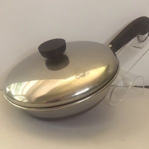 Vintage Revere Ware copper clad stainless 8”fry pan